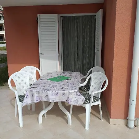 Apartamento With Parking Space Baska, Krk - 19200 *