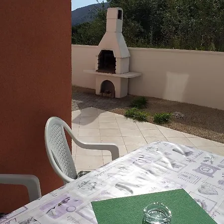 Apartamento With Parking Space Baska, Krk - 19200
